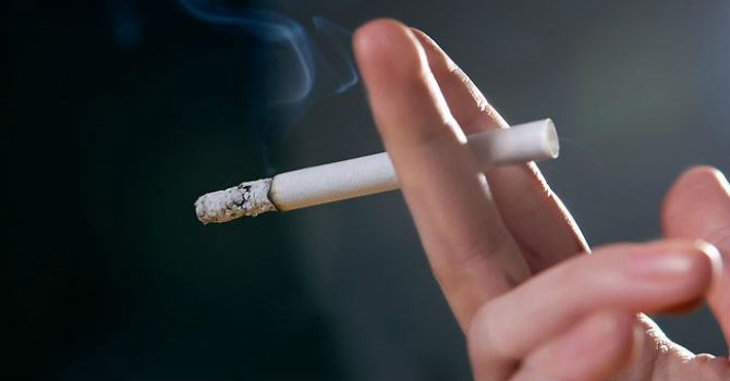 Cách cai thuốc lá tuyệt vời khi dùng tinh dầu vape giá rẻ